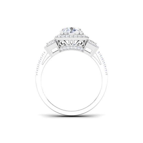 Dazzling Majesty: 1 Carat Diamond Ring, Regal Brilliance in 18k Gold