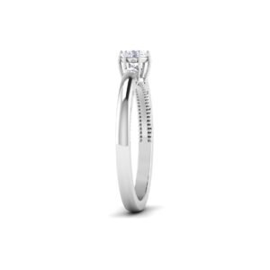 Diamond Ring 18K Gold Dubai – Dainty Splendor 0.2 Carat