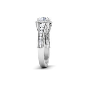 Majestic Brilliance: 1 Carat Diamond Regalia in 18k Gold