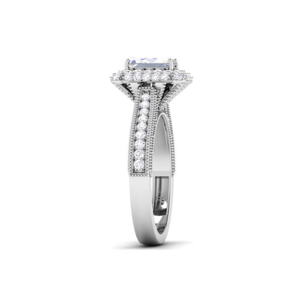 Opulent Sparkle: 18k Gold Emerald-Cut Diamond Ring with Glittering Accents - Image 4
