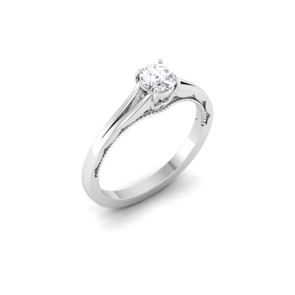 Golden Aura: 0.5 Carat Diamond Brilliance in 18k Gold