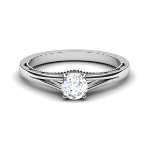 Golden Aura: 0.5 Carat Diamond Brilliance in 18k Gold