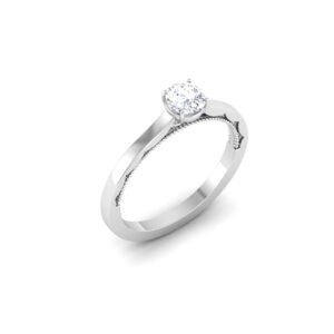 Radiant Cascade: 0.5 Carat Diamond Brilliance in 18k Gold