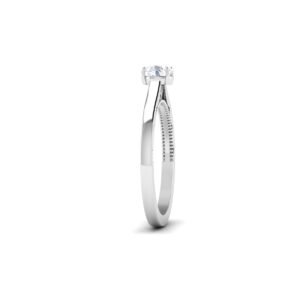Radiant Cascade: 0.5 Carat Diamond Brilliance in 18k Gold