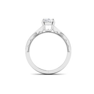 Captivating Aura: 0.8 Carat Diamond Captivating Glow in 18k Gold