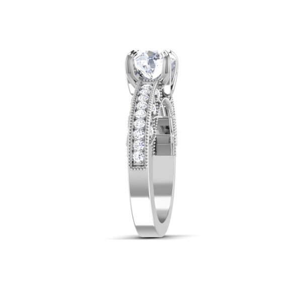 Jeweled Twilight: 0.8 Carat Diamond Ring, Spellbinding Brilliance in 18k Gold - Image 4