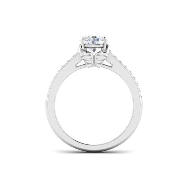 Brilliant Harmony: 0.8 Carat Diamond Ring, Captivating Elegance in 18k Gold
