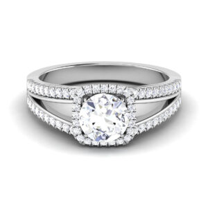 Radiant Sparkle: 0.8 Carat Diamond Ring, Exquisite Brilliance in 18k Gold