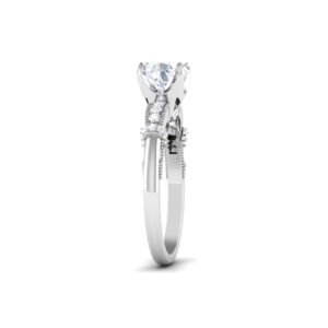 Glimmering Affinity: 1 Carat Diamond Ring, Mesmerizing Connection in 18k Gold