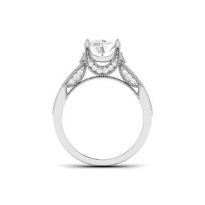 Imperial Splendor: 0.8 Carat Diamond Ring, Majestic Brilliance in 18k Gold