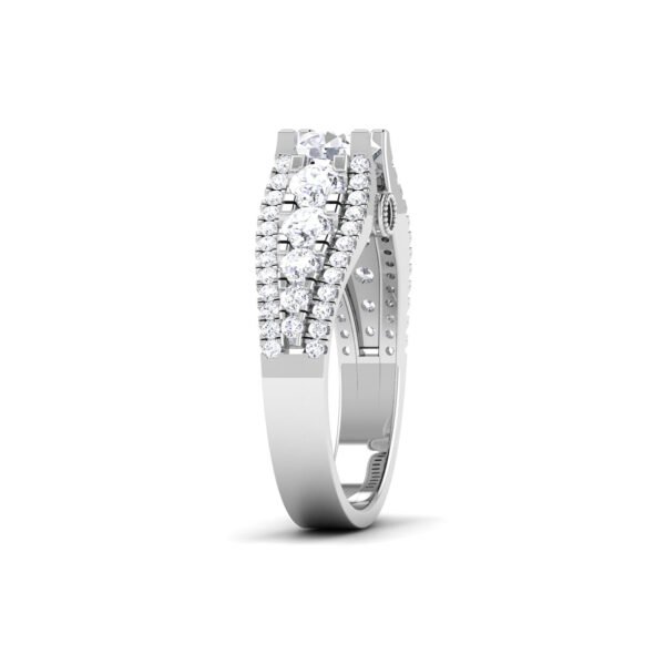 Radiant Majesty: 1 Carat Diamond Ring, Timeless Elegance in 18k Gold