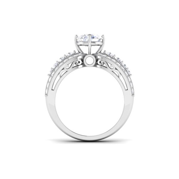 Elegant Majesty: 1 Carat Diamond Ring, Timeless Glamour in 18k Gold - Image 2