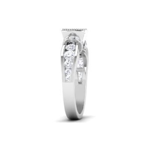 Enchanting Sparkle: 0.8 Carat Diamond Ring, Captivating Beauty in 18k Gold