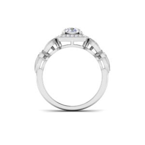 Radiant Harmony: 0.8 Carat Diamond Ring, Captivating Elegance in 18k Gold