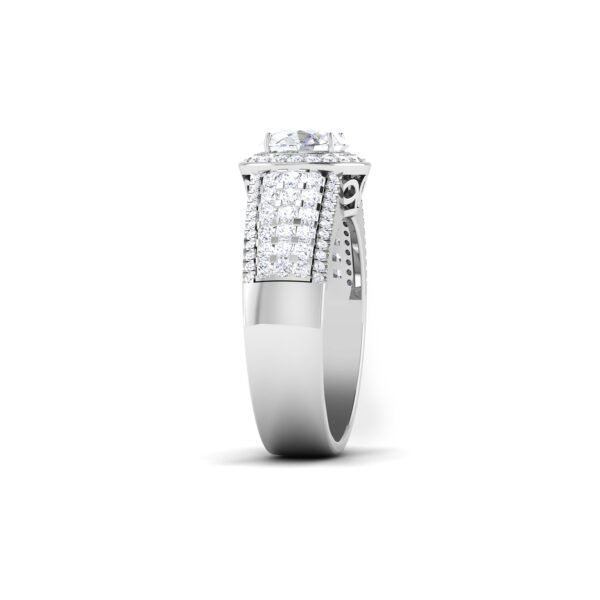 Enchanted Opulence: 1.5 Carat Diamond Ring, Spellbinding Glamour in 18k Gold - Image 4