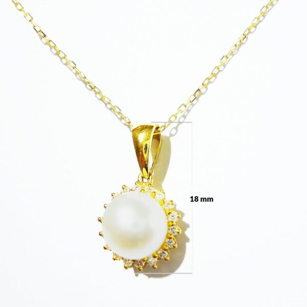 Pearl Diamond Pendant in 18K Yellow Gold – Luxury Pearl Pendant Dubai, UAE