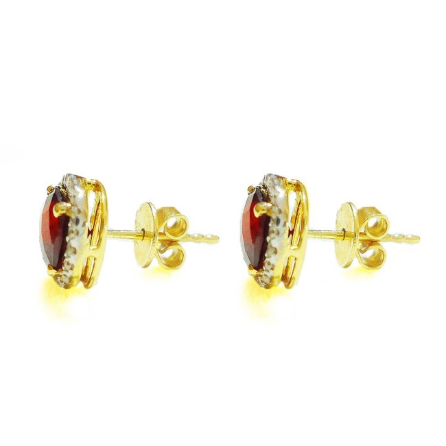 Garnet Diamonds Cushion-cut Earrings in 18K Gold