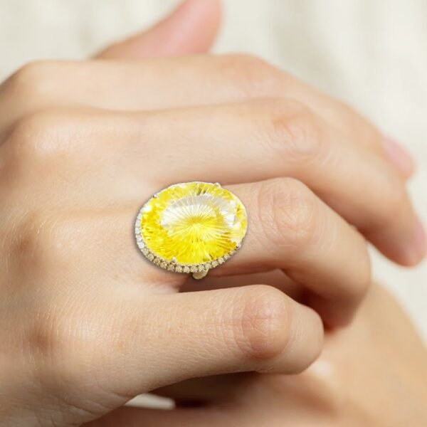 Citrine Diamonds Big Ring in 18K White Gold - Image 4