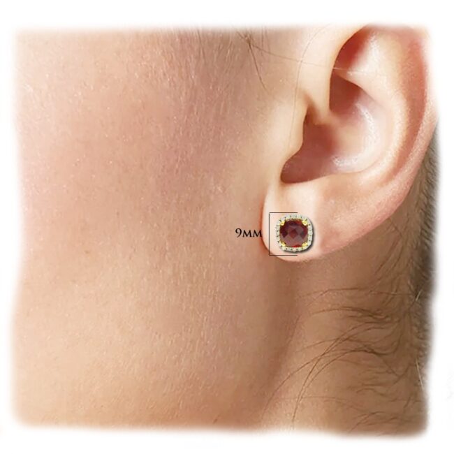 Garnet Diamonds Cushion-cut Earrings in 18K Gold