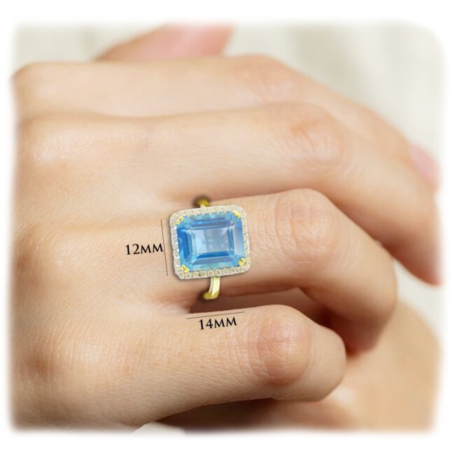 Blue Topaz Diamonds Emerald-cut Ring in 18K Gold