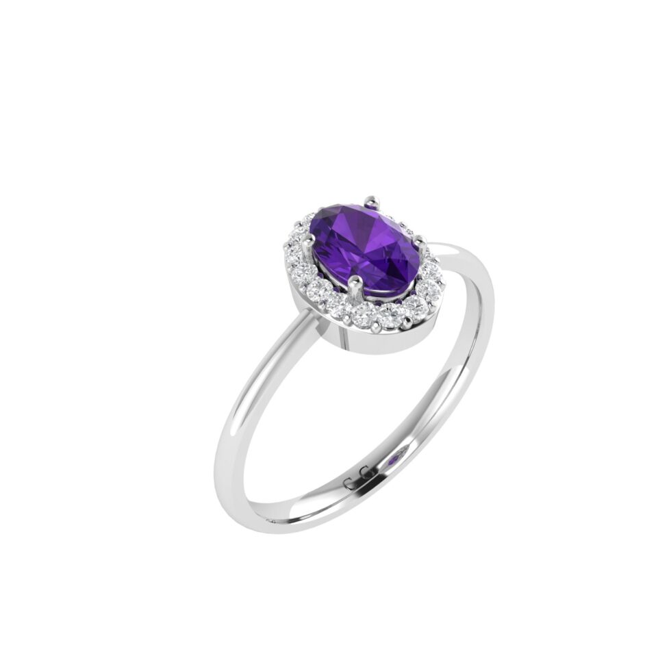 Diana Oval Amethyst and Sparkling Diamond Ring in 18K Gold (0.23ct)