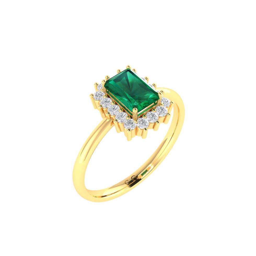 Diana Emerald-Cut Emerald and Glittering Diamond Ring in 18K Yellow Gold (0.6ct)