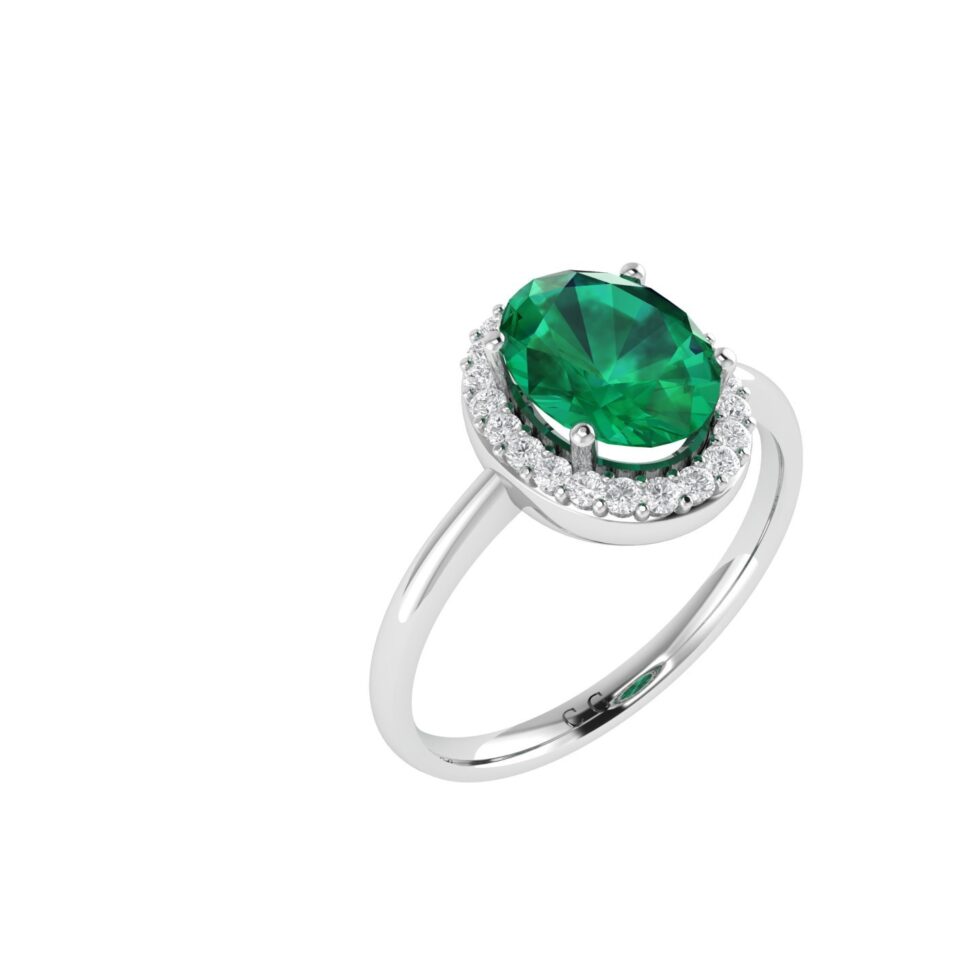 Diana Oval Emerald and Glittering Diamond Ring in 18K Gold (0.7ct)