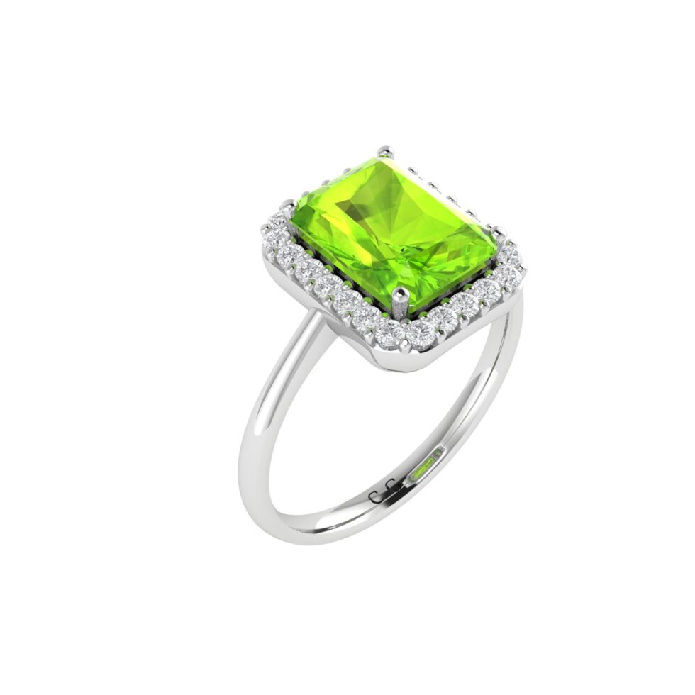 Diana Emerald  Cut Peridot and Glowing Diamond Ring in 18K Gold (0.7ct)