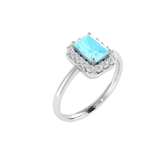 Diana Pear Aquamarine and Gleaming Diamond Ring in 18K White Gold (1.7ct)