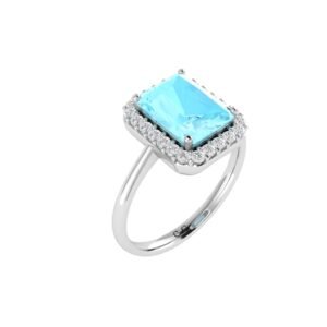 Diana Emerald  Cut Aquamarine and Gleaming Diamond Ring in 18K Gold (0.65ct)