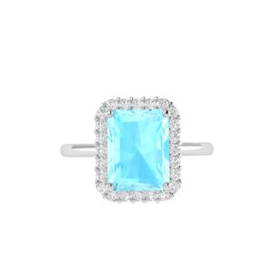 Diana Emerald  Cut Aquamarine and Gleaming Diamond Ring in 18K Gold (0.65ct)