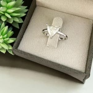 1.50 Ct Trilliant Cut Lab Diamond Ring Dubai – IGI E VVS2 CVD Engagement Ring in 14K White Gold