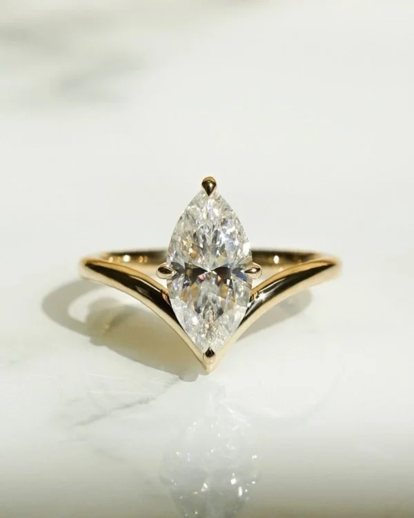 2.00 CT marquise lab grown diamond solitaire ring 14K gold Dubai IGI certified