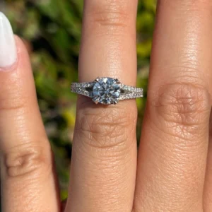 Round Lab Grown Diamond Engagement Ring 14K Gold Dubai – 1.50CT E VVS2 IGI Certified Halo Design