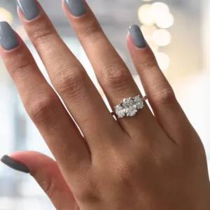 14K White Gold Oval Lab Grown Diamond Trilogy Ring 2.5 CTW D VVS2 IGI Certified – Dubai UAE