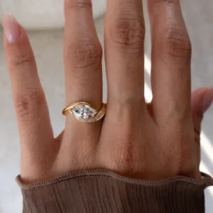 2.00 CT Marquise East-West Lab Diamond Ring in 14K Gold – IGI Certified (VS1/E)