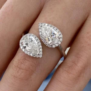 18k-white-gold-toi-et-moi-pear-cut-cvd-lab-grown-diamond-ring-dubai