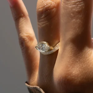 2.10 Ct Marquise Lab-Grown Diamond Ring | E VVS2 | IGI Certified 14K Yellow Gold Engagement Ring Dubai