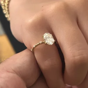 2.00ct Oval Lab-Grown Diamond Engagement Ring in 18K Yellow Gold (IGI Certified, E VVS2)