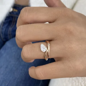 1 CT Pear Lab Grown Diamond Engagement Ring in 14K Rose Gold Dubai UAE