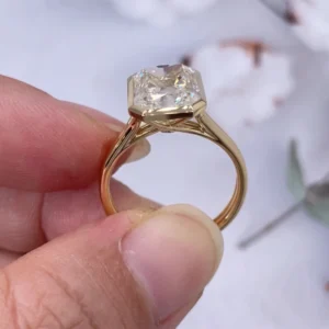 4.00ct Radiant Cut Lab-Grown Diamond Ring in 14K Yellow Gold (IGI Certified, E/VVS2 Bezel Setting)
