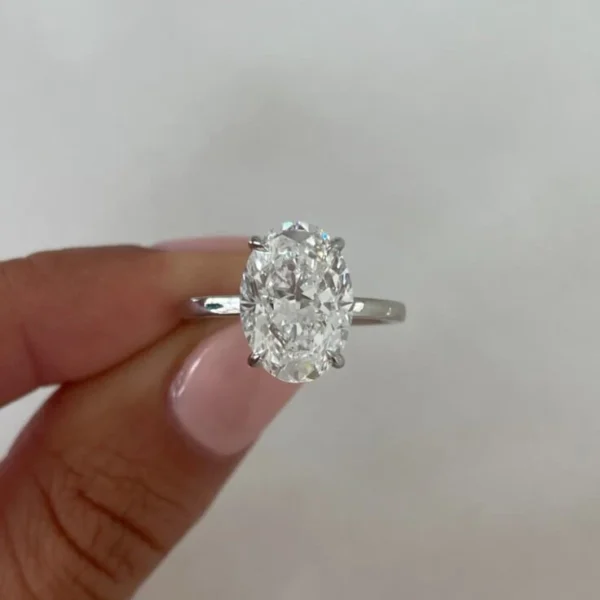 18K White Gold D VS1 Oval Cut 3 Ct IGI Lab Created Diamond Ring