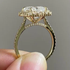 3.90 Ct Radiant Cut Lab Diamond Engagement Ring Dubai – IGI D VVS2 CVD Diamond in 14K White Gold