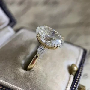 Oval Cut Lab Grown Diamond Ring 14K Yellow Gold Dubai – 3.30CT IGI E VVS2