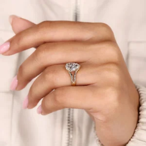 2.10 CT Pear Cut Lab Diamond Solitaire Ring in 14K Gold – IGI Certified E VVS2