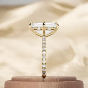 Emerald Cut Lab Grown Diamond Ring 14K Yellow Gold Dubai – 4.35 CT IGI Certified Wedding Ring UAE