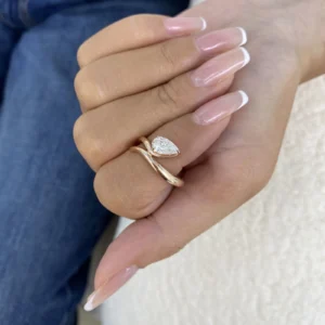 1 CT Pear Lab Grown Diamond Engagement Ring in 14K Rose Gold Dubai UAE