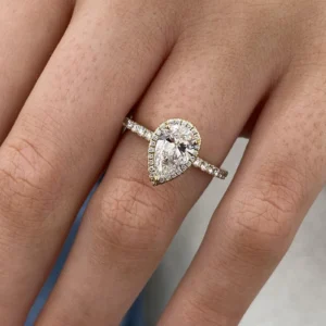1.90 CTW Pear-Cut Lab Diamond Engagement Ring – 14K Yellow Gold D/VVS2 Pavé Halo | Dubai Craftsmanship