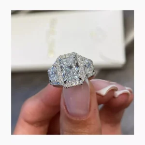 14K White Gold 5CT Radiant Cut Lab Grown Diamond Engagement Ring E VVS2 Dubai UAE