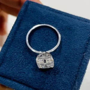 3.00CT Radiant Cut D VVS2 Lab Grown Diamond Engagement Ring 14K White Gold Dubai UAE | IGI Certified Luxury Ring